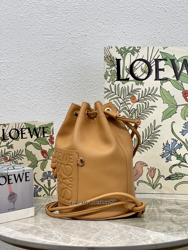 Loewe專櫃新款編織包手提肩背包 羅意威Woven Basket Gingham Bag 型號10133 lyw1474